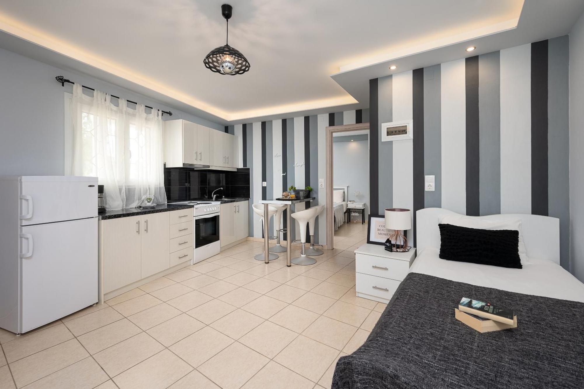 Milos Apartment Kalamaki  Esterno foto